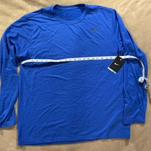 Men’s New with Tags Nike Dri-fit XL